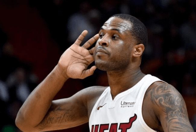 詹姆斯关键三分绝杀比赛（詹姆斯压哨三分绝杀定胜局）